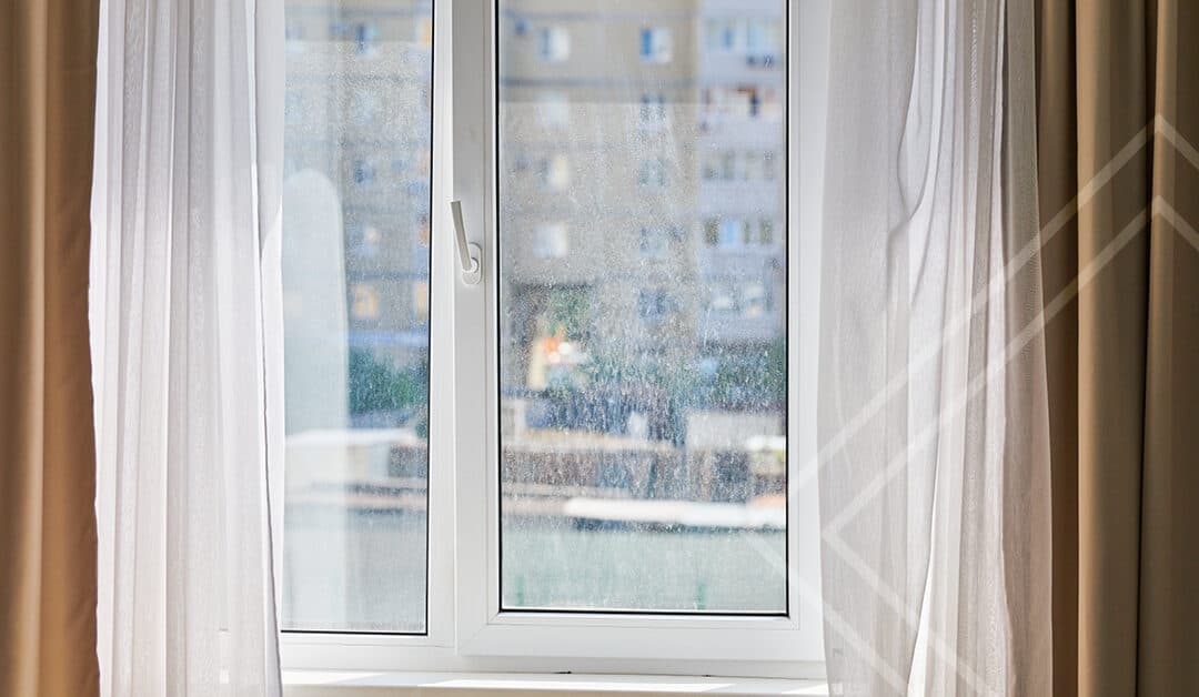 Energiamegtakarítás hőszigetelt ablakkal – A műanyag ablakcsere legfontosabb szempontjai